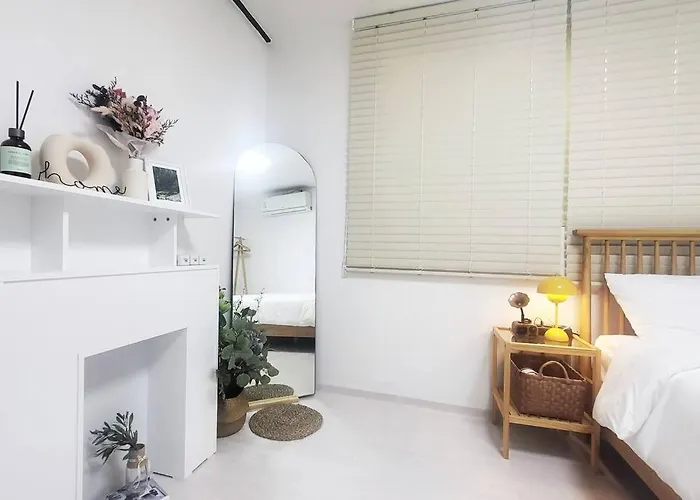 홍대 # H101 Apartment *